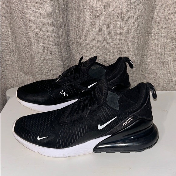 Nike Other - Nike Air Max 270 Black and White‎ Oreo Retro LowSneakers AH8050-002 Mens Size 10